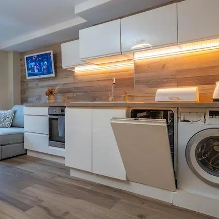 Zaciszne Centrum Schreiberhau